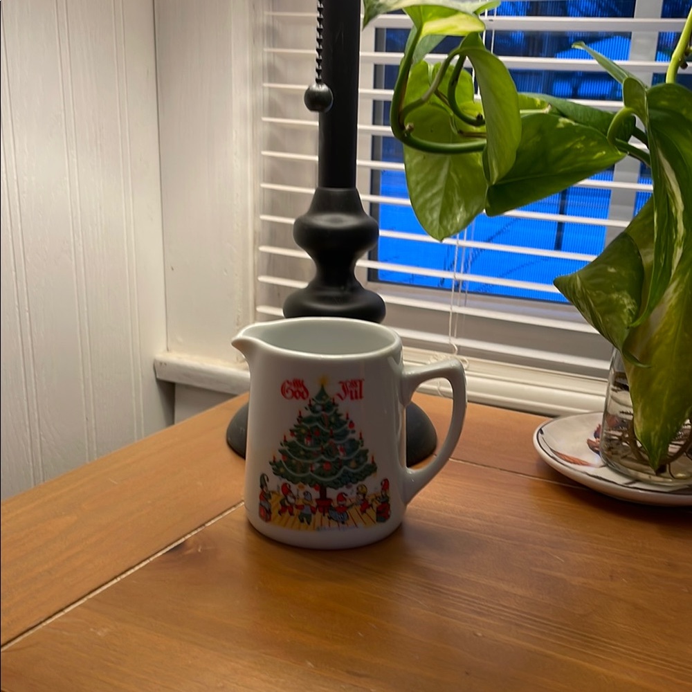 Festive Christmas Tree Creamer